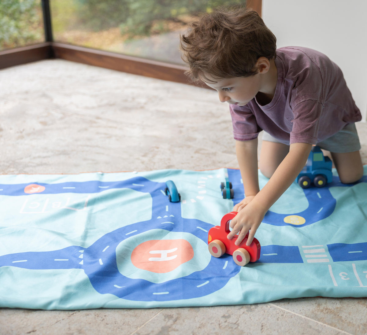 174028-PlayTowel-M-140-x-70-Road-1.jpg