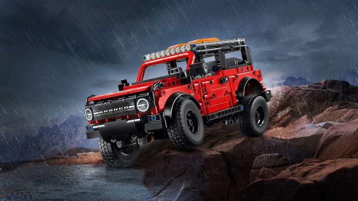 42213-LEGO-Ford-Bronco-Offroader_5.jpg