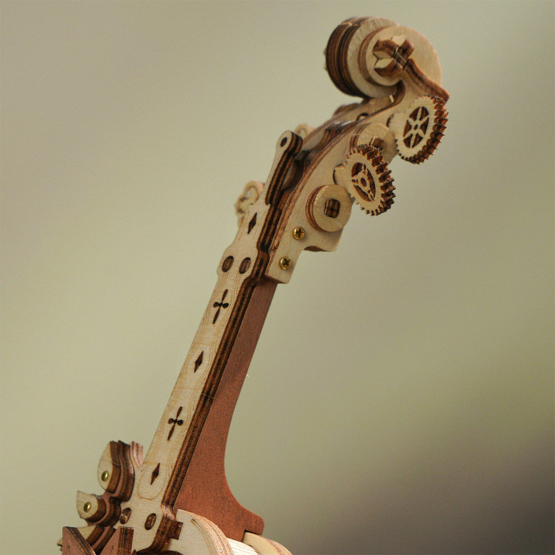 AMK063_detail_2_tn.iwig33v.jpg