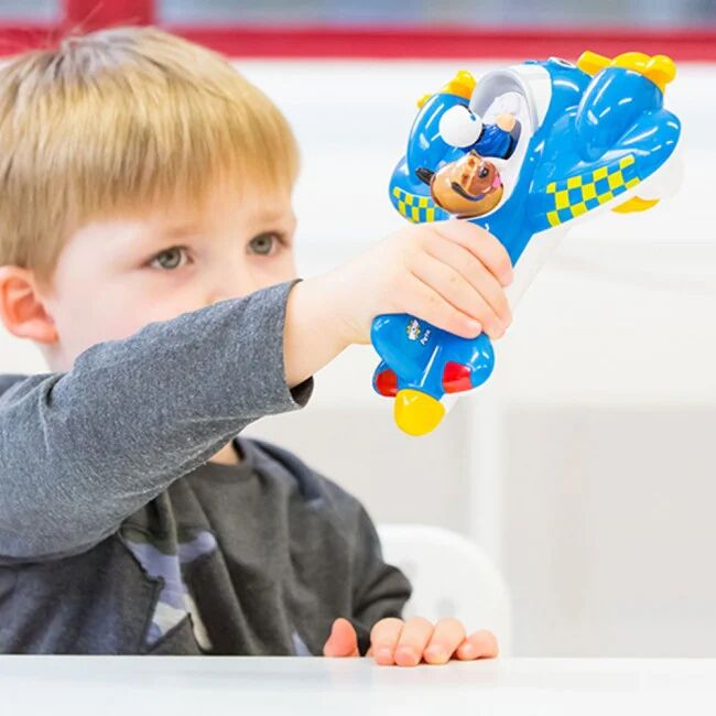 police-plane-pete-aeroplane-toy-wow-toys-01.webp