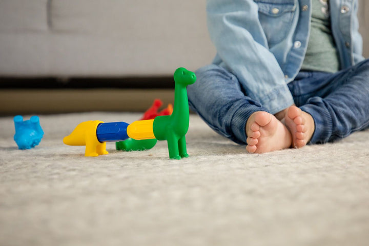 smx-223-my-first-dinosaurs_kid_6.jpg